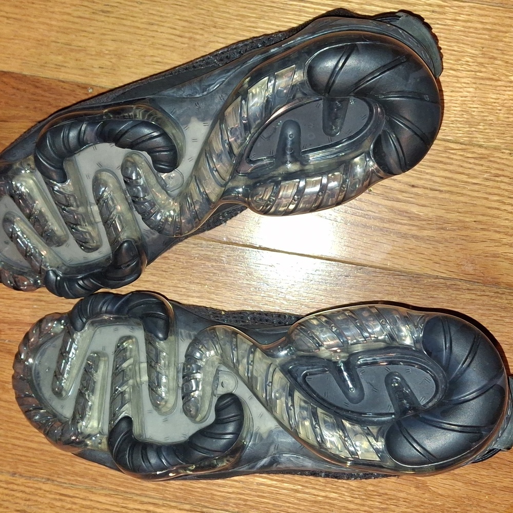 Black Knit Sneakers NIKE VAPORMAX 2020 SIZE 8.5 - Picture 4 of 5